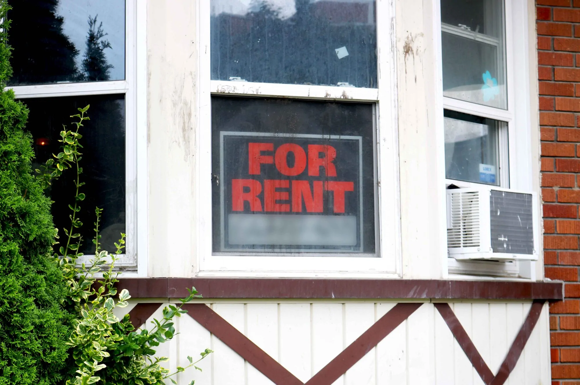 KITCHENER INTRODUCES RENOVICTION BY-LAW